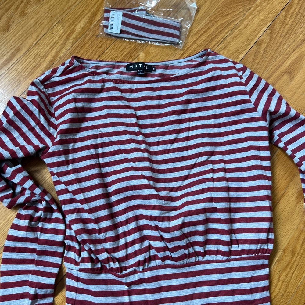 Zahir Long Sleeve Top In Burgundy And Grey Stripe Motel